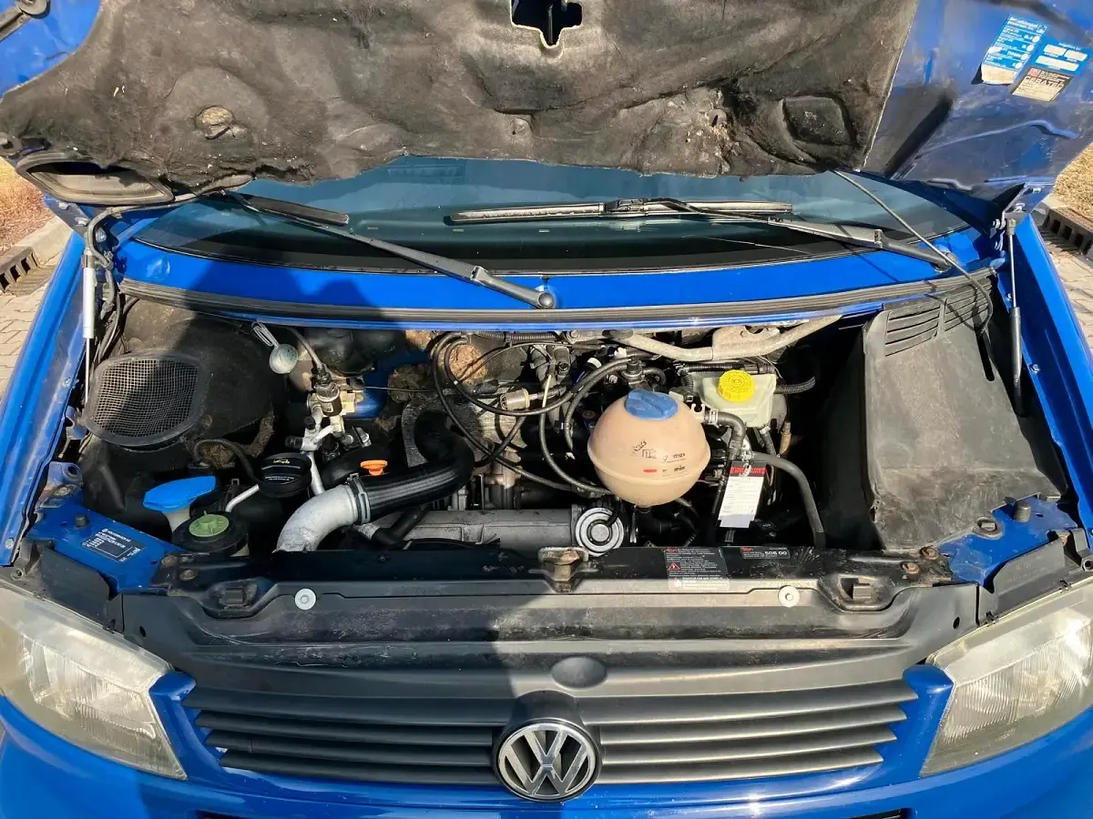 Usado VW T4 151 HP (111 kW) 2003 Azul Van