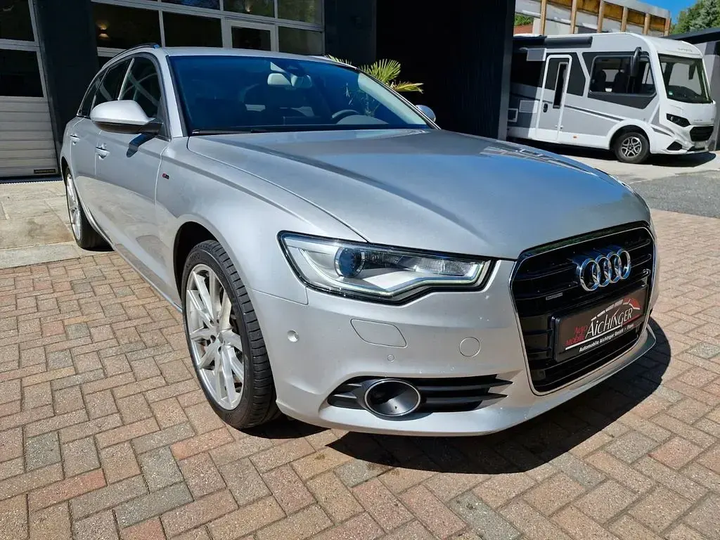 Gebraucht Audi A6 Ambiente 204 PS (150 kW) 2013 Silber Kombi