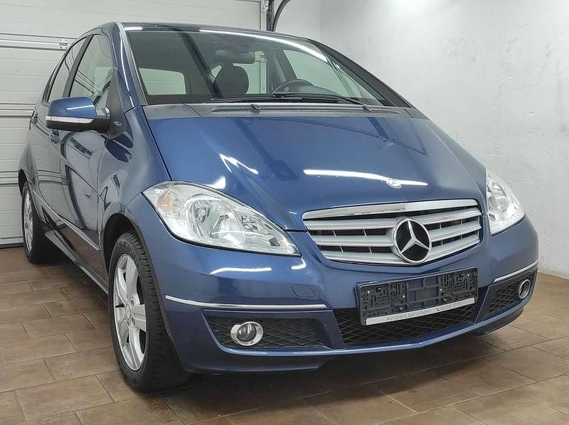 Gebraucht Mercedes A150 95 PS (69 kW) 2008 Blau Kleinwagen