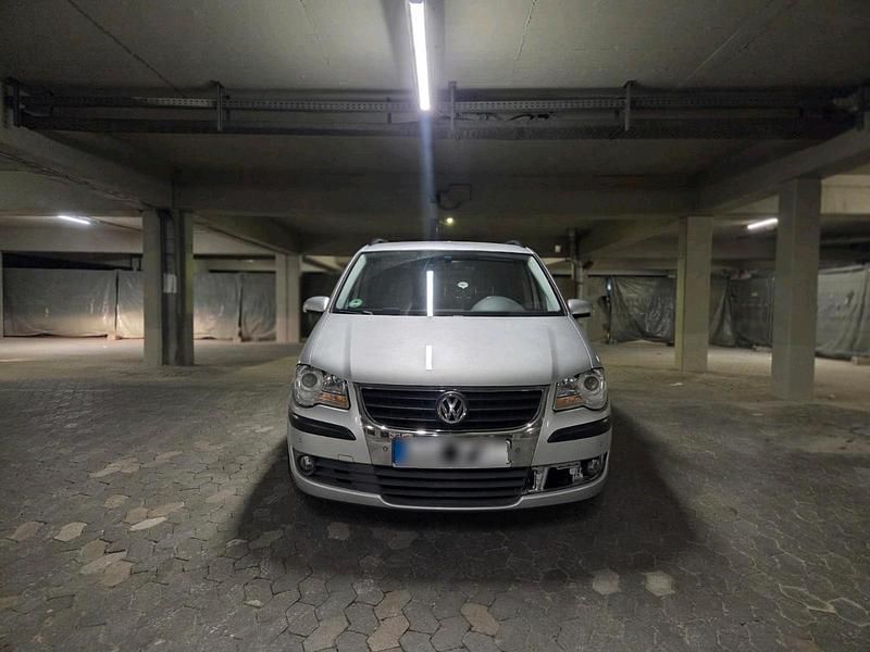 Gebraucht VW Touran 140 PS (102 kW) 2008 Van / Kleinbus