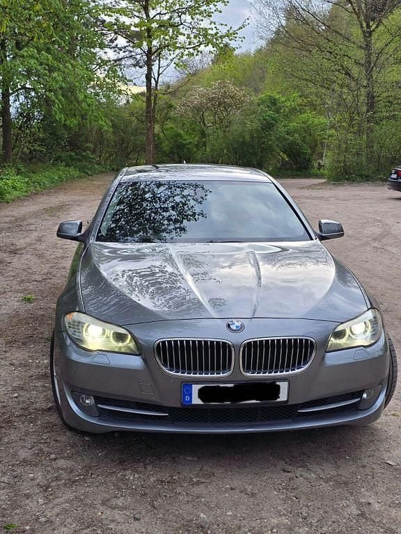 Second-hand BMW 520 184 CP (135 kW) 2012 Gri Berlinǎ