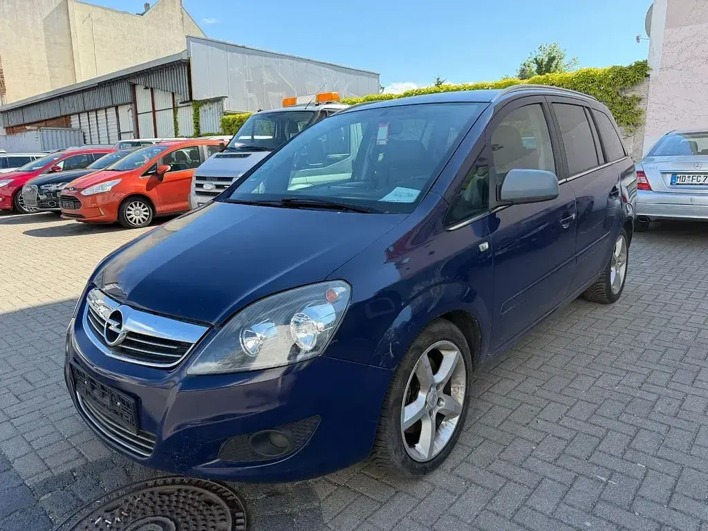 Gebraucht Opel Zafira Design Edition 110 PS (80 kW) 2011 Blau Van / Kleinbus