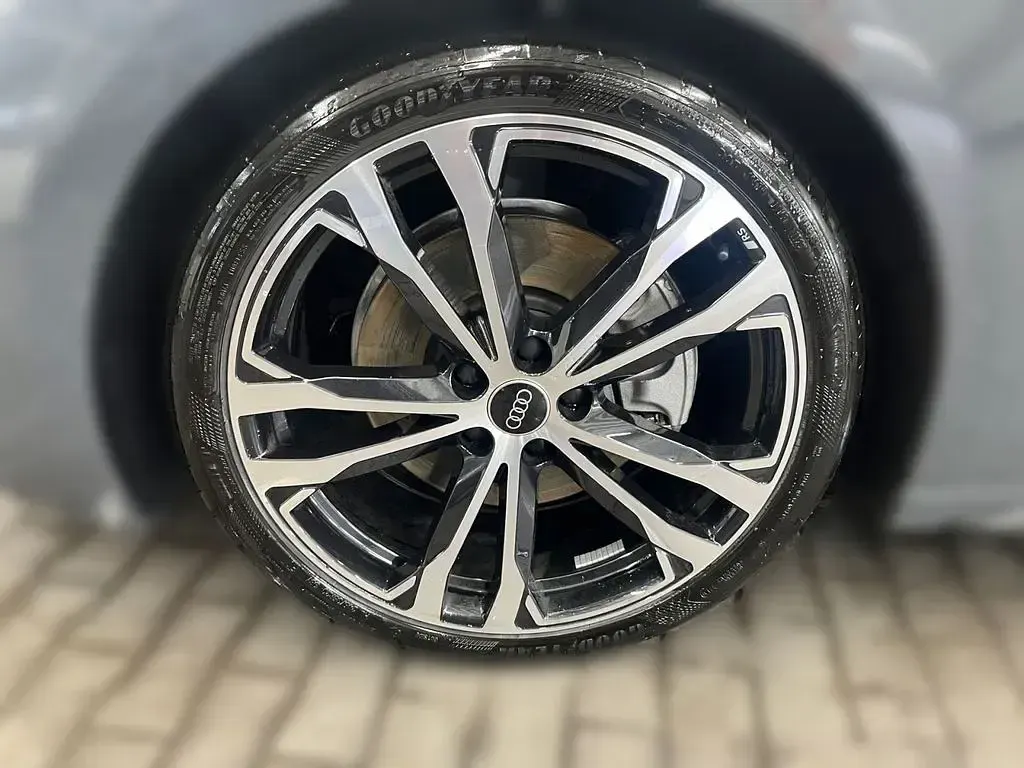 Gebraucht Audi A5 S-Line 204 PS (150 kW) 2025 Grau Kombi