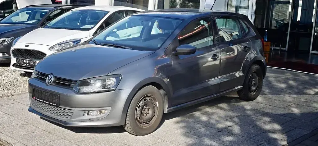 Gebraucht VW Polo Comfortline 69 PS (50 kW) 2010 Grau Kleinwagen