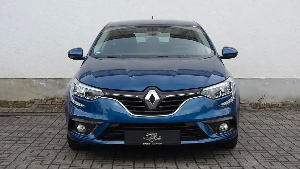 Gebraucht Renault Mégane Experience 132 PS (97 kW) 2016 Blau Limousine