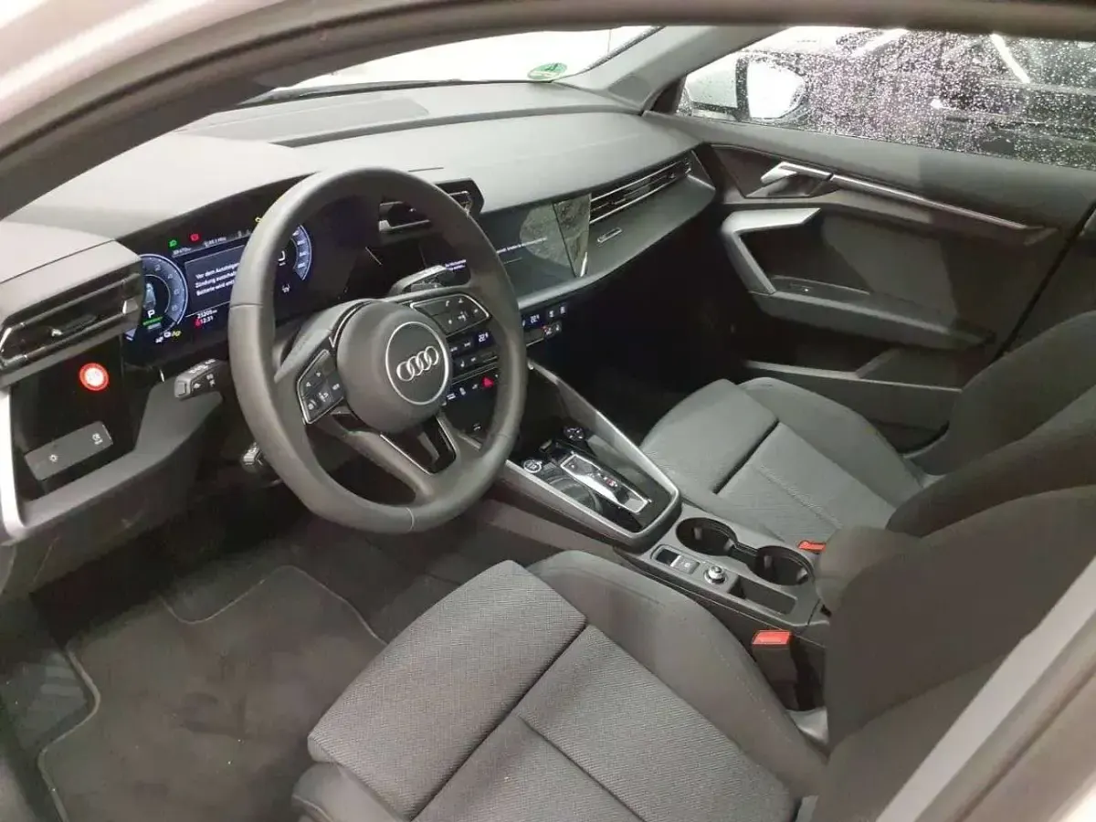 Gebraucht Audi A3 Advanced 204 PS (150 kW) 2025 Weiß Limousine