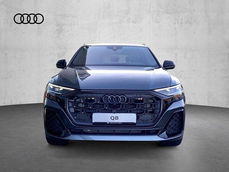 Gebraucht Audi Q8 S-Line 286 PS (210 kW) 2025 Grau SUV