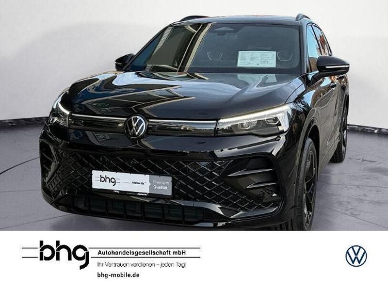 Schwarz Gebraucht 2024 VW Tiguan R-line SUV | 44.960 € (Fairer Preis) - Bild 1/4
