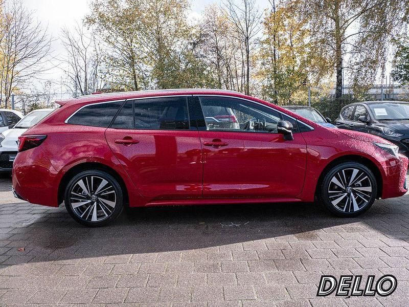 Neu Toyota Corolla 196 PS (144 kW) 2025 Rot Kombi