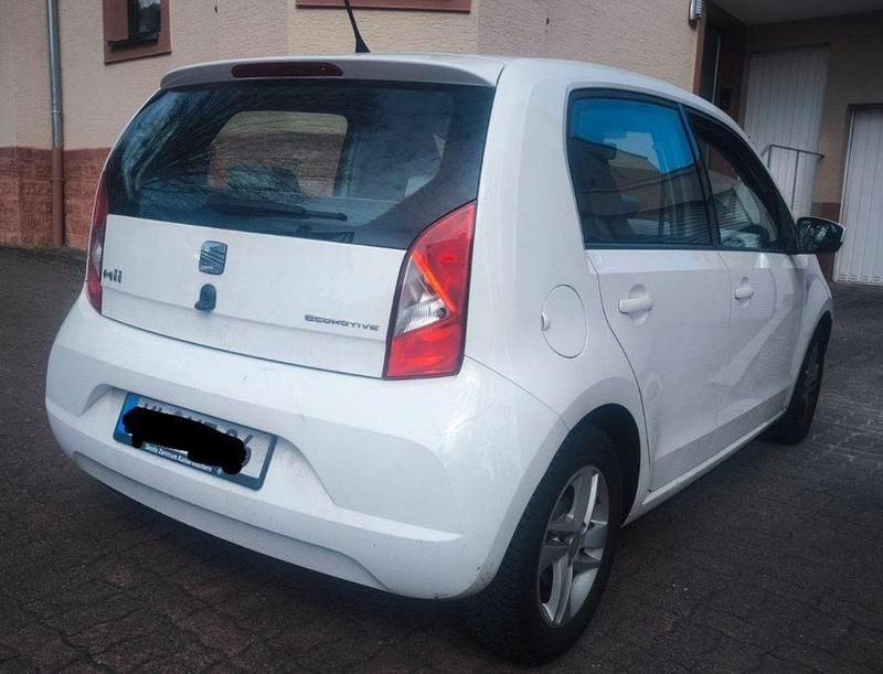 Gebraucht Seat Mii 4You 60 PS (44 kW) 2013 Weiß Kleinwagen