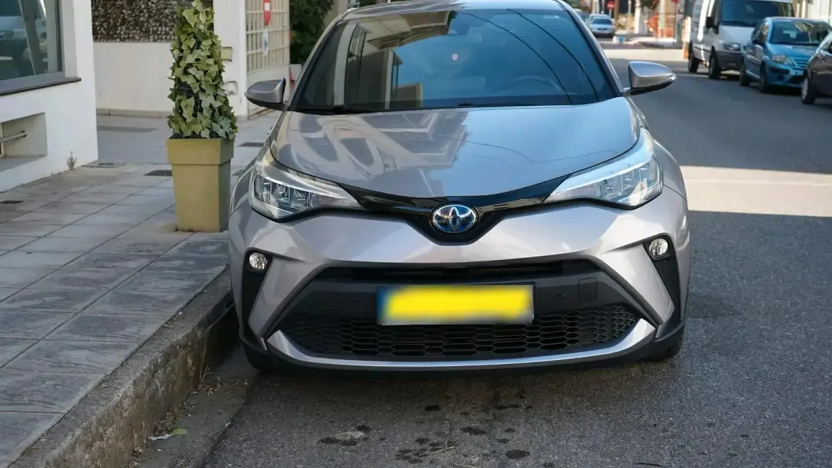 Gebraucht Toyota C-HR 122 PS (89 kW) 2020 Silber SUV