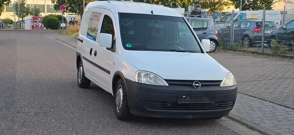 Gebraucht Opel Combo 75 PS (55 kW) 2008 Weiß Van / Kleinbus
