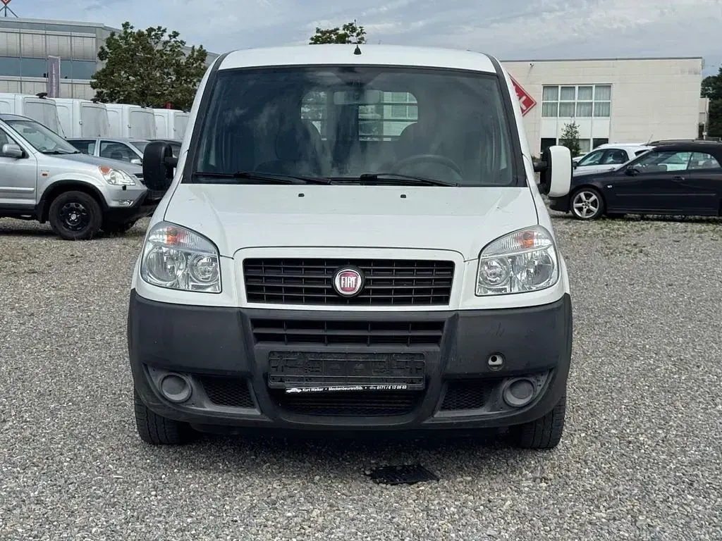 Gebraucht Fiat Doblò 75 PS (55 kW) 2008 Grau Van / Kleinbus