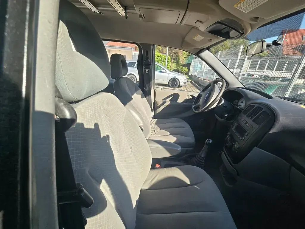 Gebraucht Chrysler Voyager 147 PS (108 kW) 2008 Schwarz Van / Kleinbus