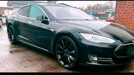 Gebraucht Tesla Model S 309 kW (421 PS) 2016 Schwarz Kleinwagen