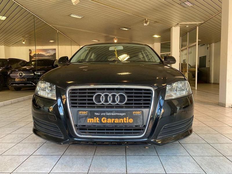 Second-hand Audi A3 Attraction 125 CP (91 kW) 2010 Negru Hatchback