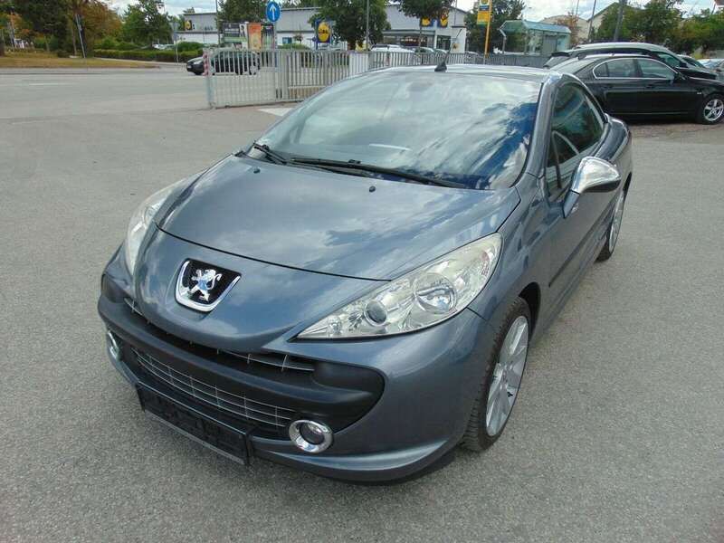 Grau Gebraucht 2008 Peugeot 207 CC Sport Cabrio | 2.900 € (Fairer Preis) - Bild 1/4