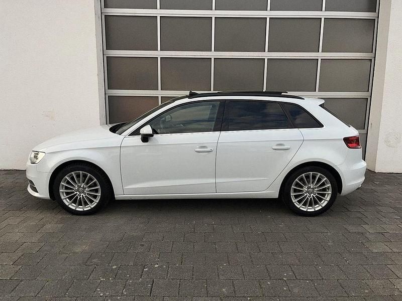 Gebraucht Audi A3 Ambiente 150 PS (110 kW) 2013 Weiß Limousine