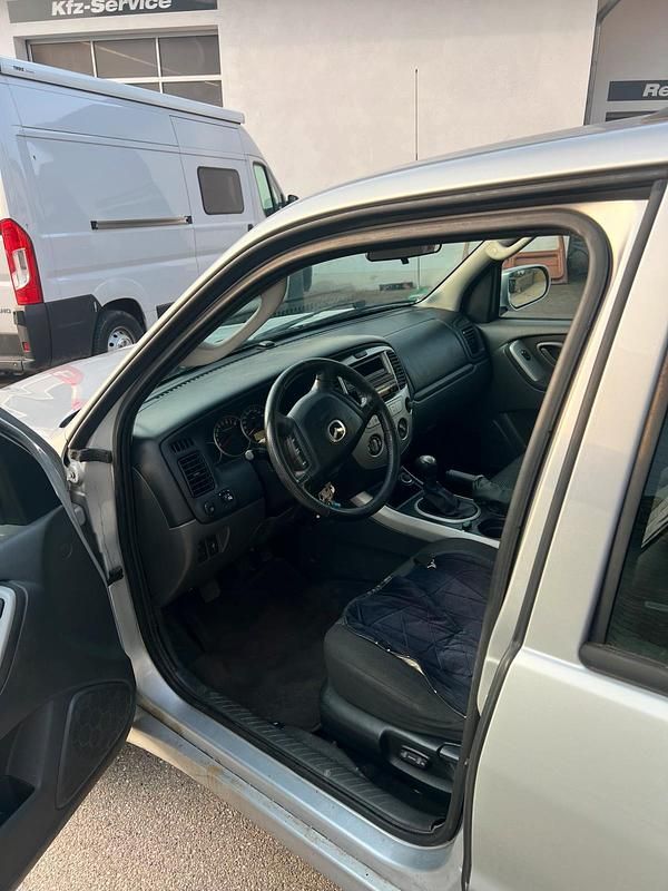 Gebraucht Mazda Tribute 150 PS (110 kW) 2005 Silber SUV