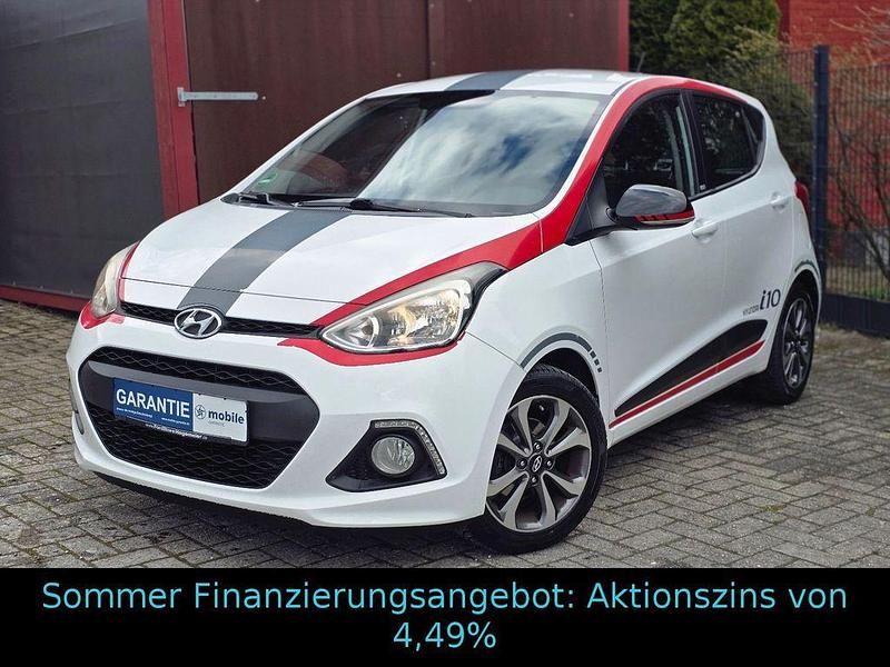 Gebraucht Hyundai i10 Edition 67 PS (49 kW) 2015 Weiß Kleinwagen