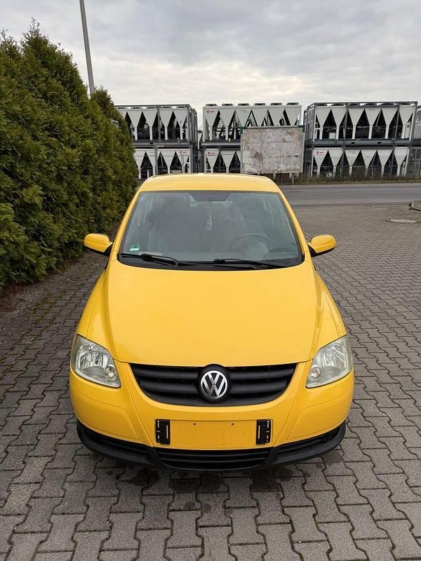 Gebraucht VW Fox Style 55 PS (40 kW) 2010 Gelb Kleinwagen