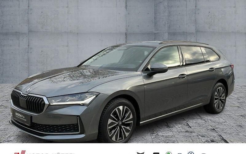 Gebraucht Skoda Superb Selection 193 PS (141 kW) 2025 5x graphitegrau metallic Kombi