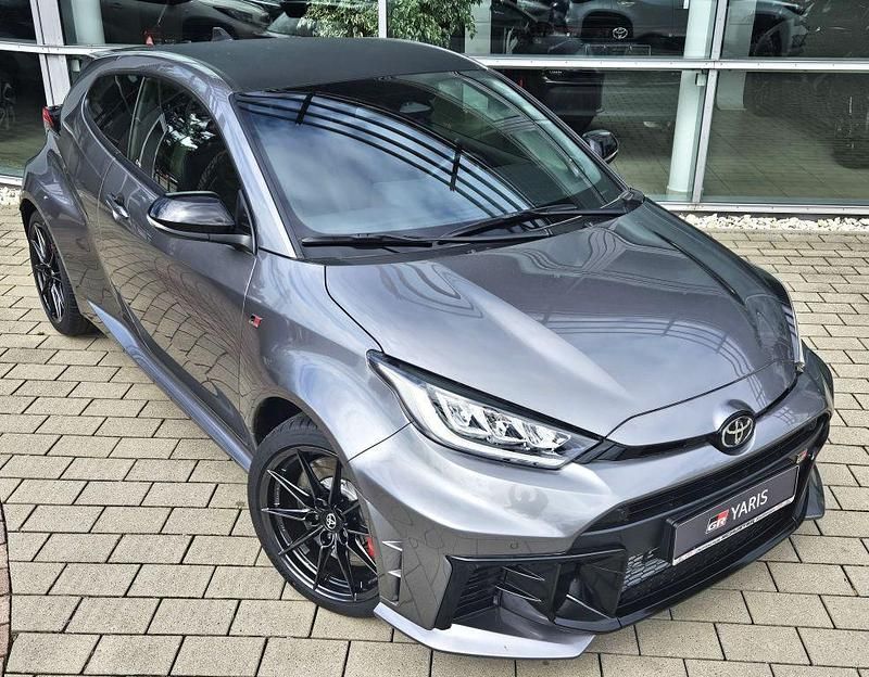 Gebraucht Toyota Yaris 280 PS (205 kW) 2025 Silber Kleinwagen