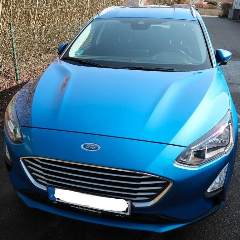 Gebraucht Ford Focus 125 PS (91 kW) 2022 Blau Limousine
