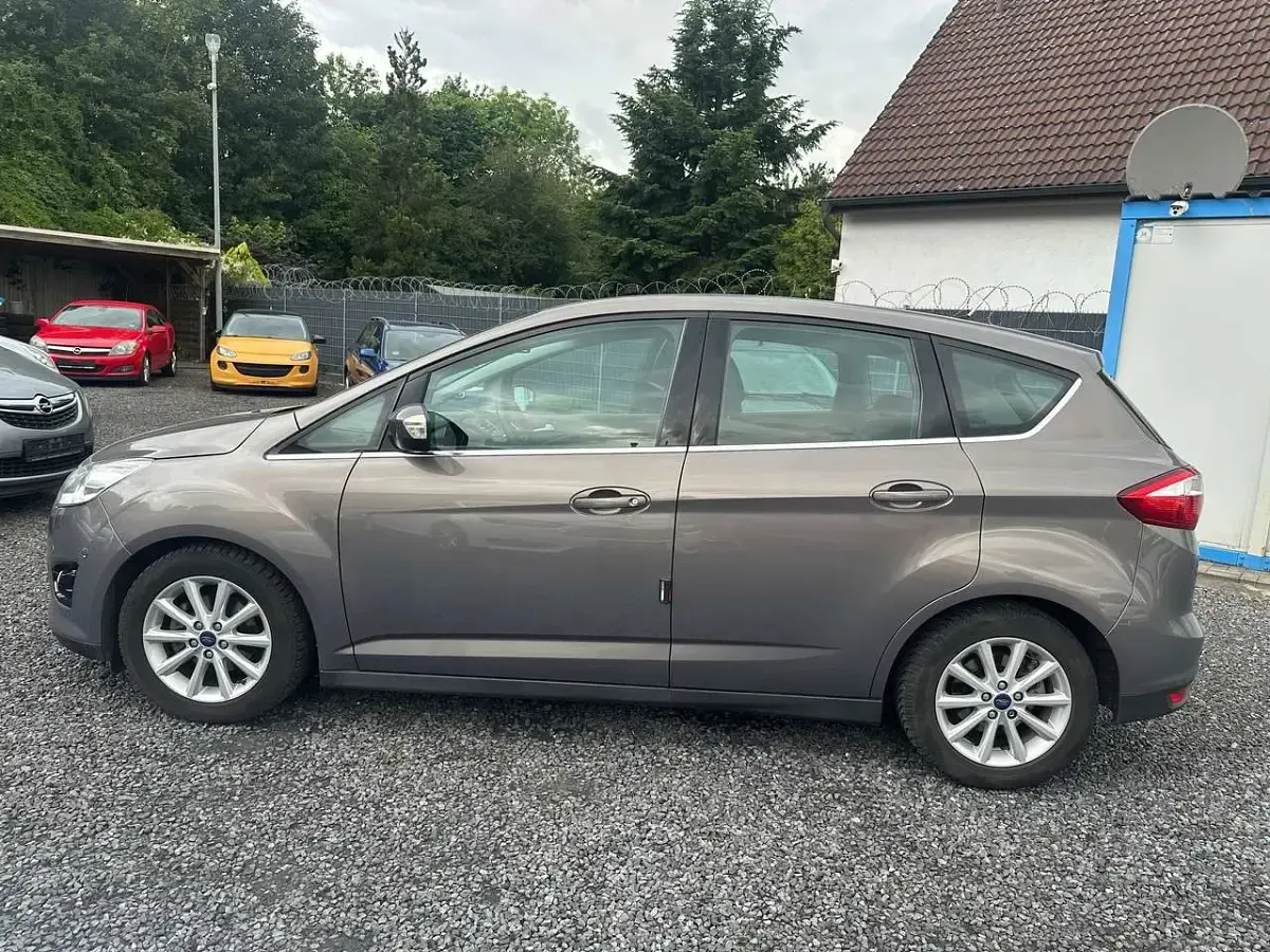 Gebraucht Ford C-MAX Titanium 105 PS (77 kW) 2012 Brisbane braun (met.) Van / Kleinbus
