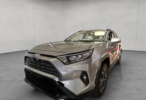 Neu Toyota RAV4 Hybrid 218 PS (160 kW) 2025 Silber SUV