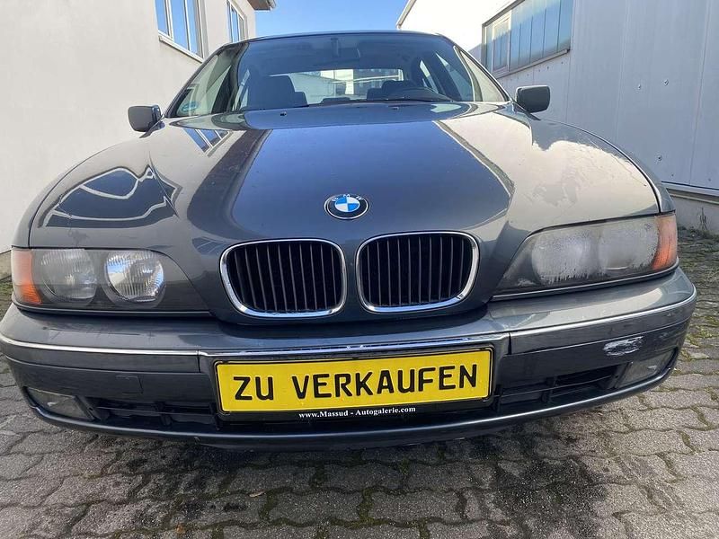 Gebraucht BMW 520 150 PS (110 kW) 2000 Grau Limousine