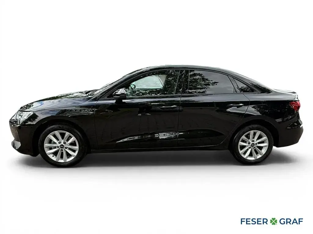 Gebraucht Audi A3 Ambiente 150 PS (110 kW) 2025 Mythosschwarz metallic Limousine