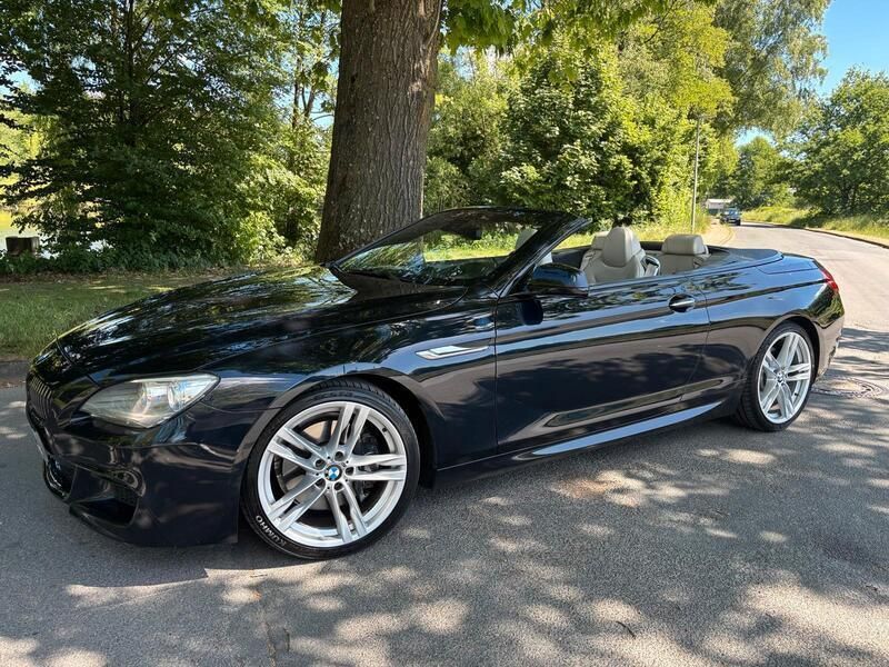 Schwarz Gebraucht 2011 BMW 640 Cabriolet M Sport Cabrio | 23.250 € - Bild 1/4