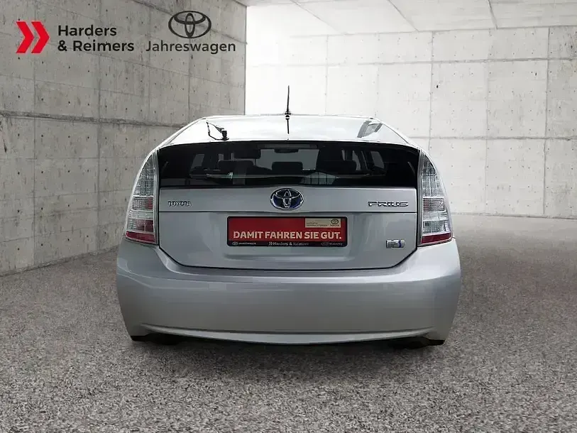 Gebraucht Toyota Prius 136 PS (100 kW) 2009 Silber Kleinwagen