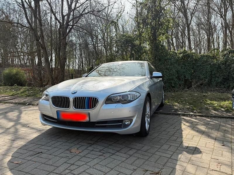 Gebraucht BMW 530 245 PS (180 kW) 2010 Silber Limousine
