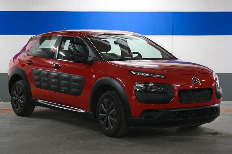 Gebraucht Citroën C4 75 PS (55 kW) 2014 Rot Limousine