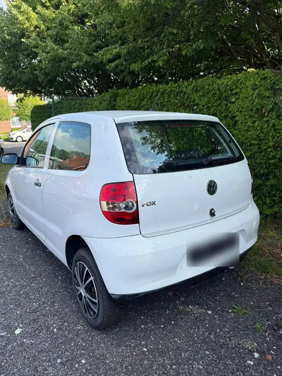 Gebraucht VW Fox 55 PS (40 kW) 2008 Weiß Kleinwagen