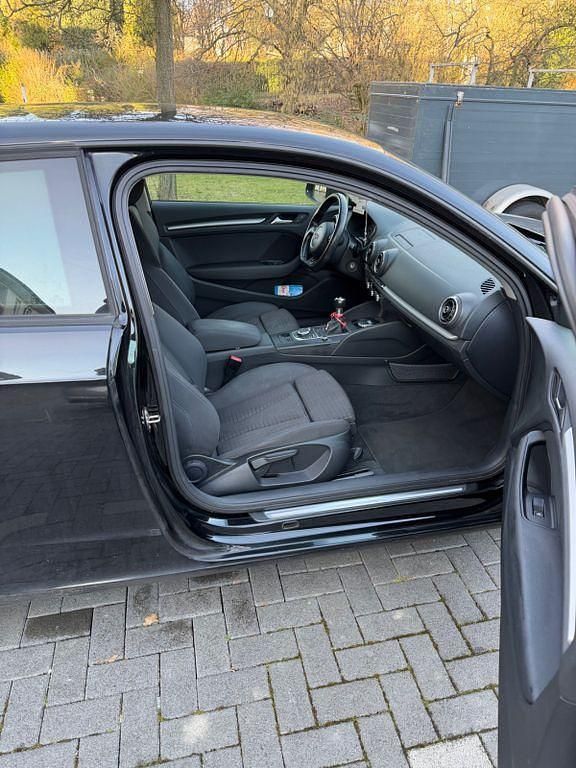 Gebraucht Audi A3 Ambiente 150 PS (110 kW) 2015 Schwarz Coupé