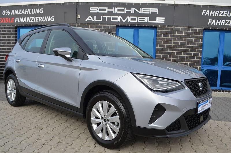 Weiß Gebraucht 2024 Seat Arona Style SUV | 19.950 € (Fairer Preis) - Bild 1/4