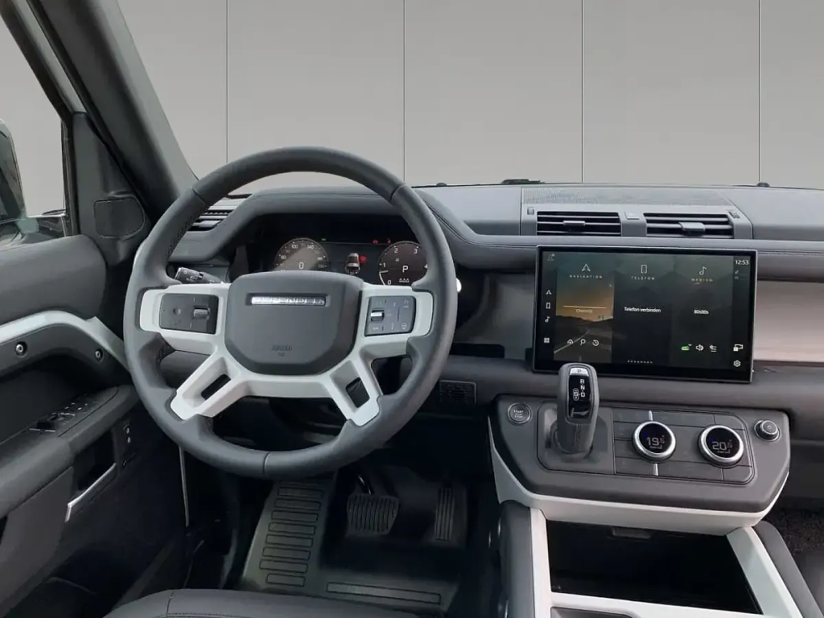Neu Land Rover Defender SE Dynamic 252 PS (185 kW) 2026 Fuji white SUV
