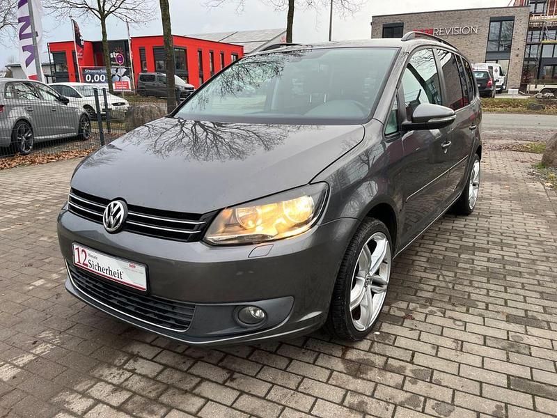 Grau Gebraucht 2011 VW Touran Van / Kleinbus | 5.990 € (Fairer Preis) - Bild 1/4