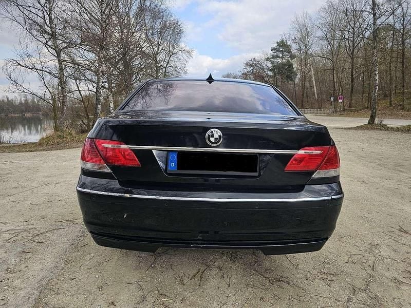Gebraucht BMW 730 243 PS (178 kW) 2006 Schwarz Limousine