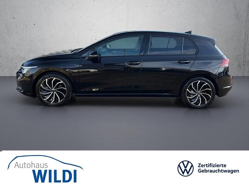 Usata VW Golf VIII Active 150 CV (110 kW) 2022 Nero Berlina