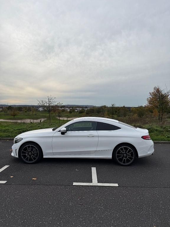 Weiß Gebraucht 2020 Mercedes C400 Coupé | 35.000 € (Fairer Preis) - Bild 1/4
