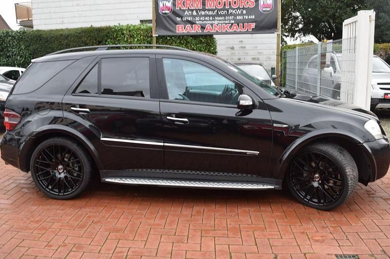 Gebraucht Mercedes ML350 272 PS (200 kW) 2008 Schwarz SUV