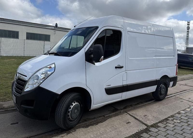 Gebraucht Opel Movano 131 PS (96 kW) 2019 Weiß Van / Kleinbus