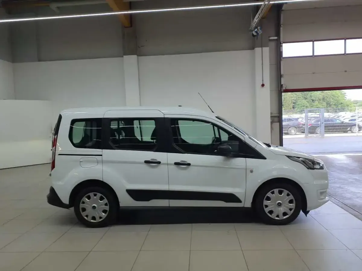 Gebraucht Ford Transit Connect Trend 101 PS (74 kW) 2020 Frostweiß Van / Kleinbus