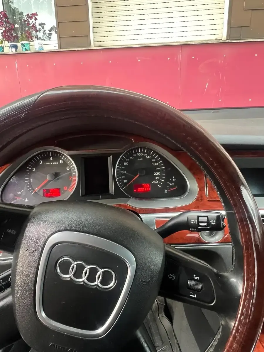 Gebraucht Audi A6 180 PS (132 kW) 2005 Schwarz Limousine