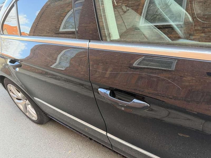 Gebraucht VW Passat Basis 170 PS (125 kW) 2009 Deep black perleffekt Limousine