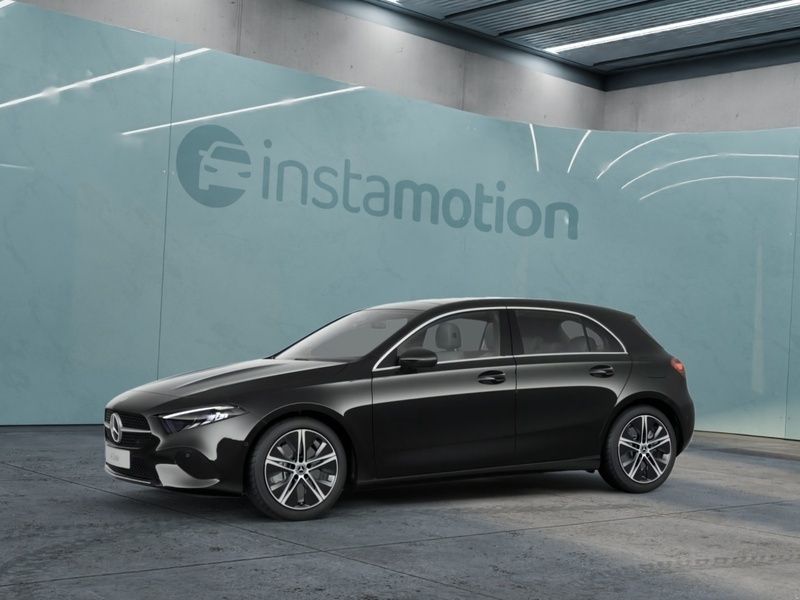 Gebraucht Mercedes A250 163 PS (119 kW) 2024 Schwarz
